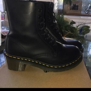 Dr Martens Clemency boots